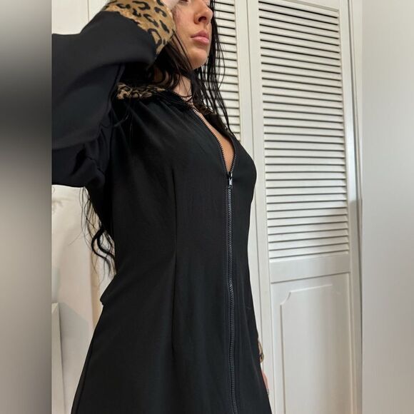 Leopard trim black longsleeve dress women’s small/medium - Picture 2 of 9